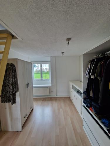 Overzicht slaapkamer 2
